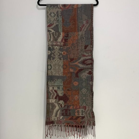 Aritzia Accessories - Wilfred Wool Tapestry Rectangle Tassel Scarf Red